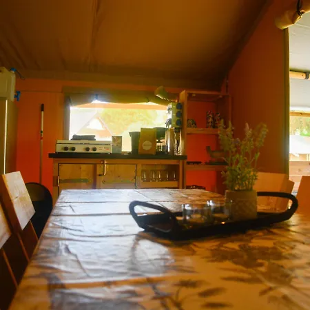 Luxury tent Du Rivage Wallendorf-Pont
